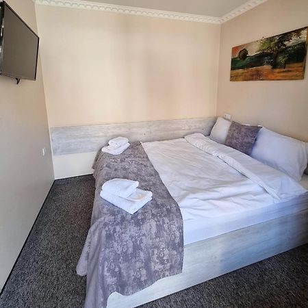 Rail Hotel Тбилиси Экстерьер фото