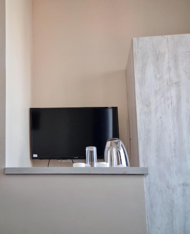 Rail Hotel Тбилиси Экстерьер фото