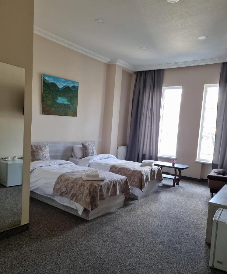 Rail Hotel Тбилиси Экстерьер фото