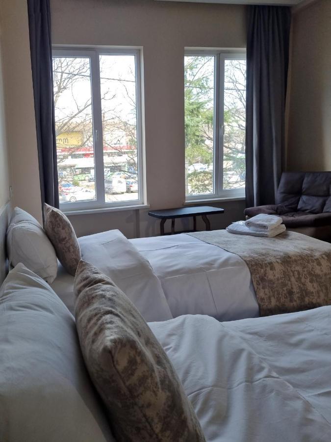 Rail Hotel Тбилиси Экстерьер фото