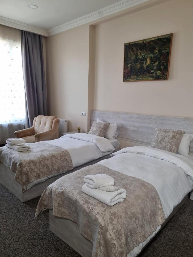 Rail Hotel Тбилиси Экстерьер фото